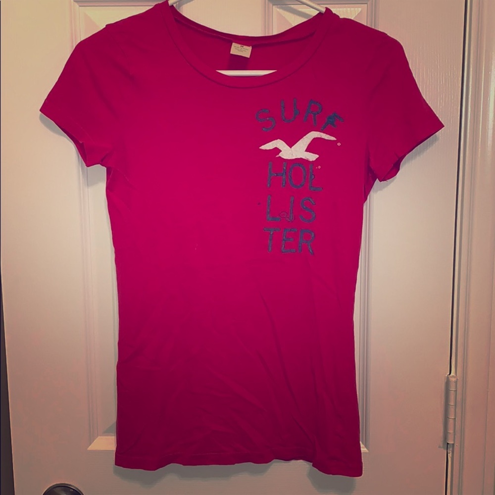 Pink Hollister T-shirt size medium